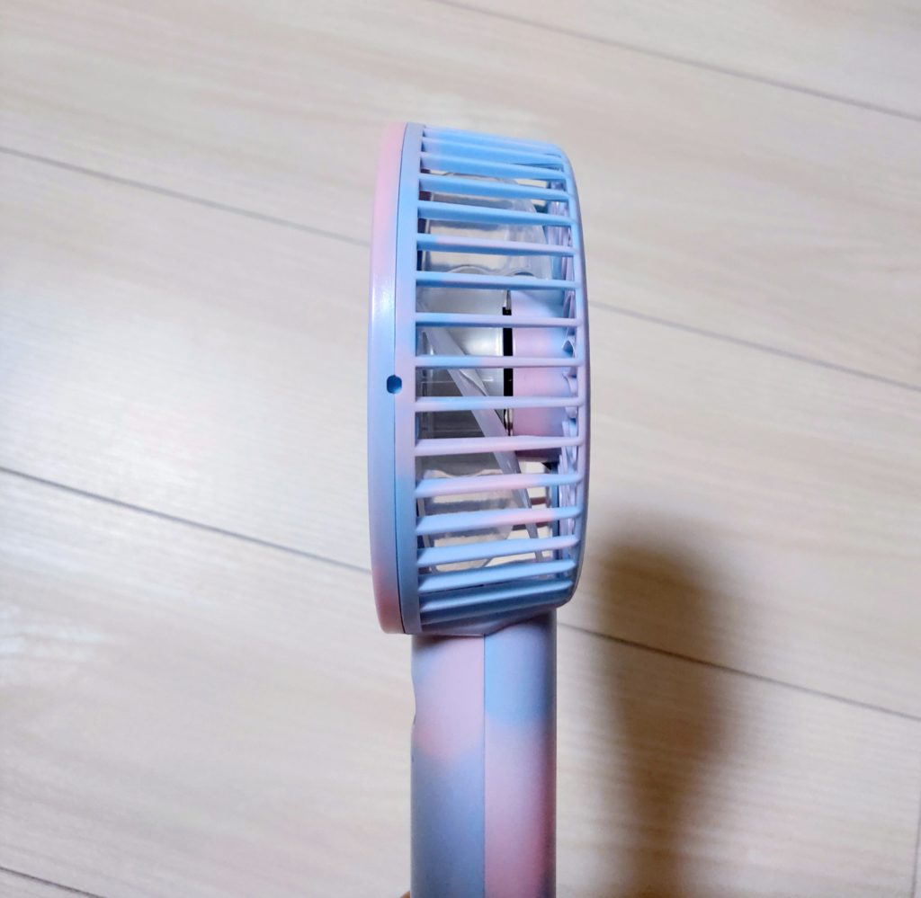 マーブルハンディファン ストラップホルダー位置右