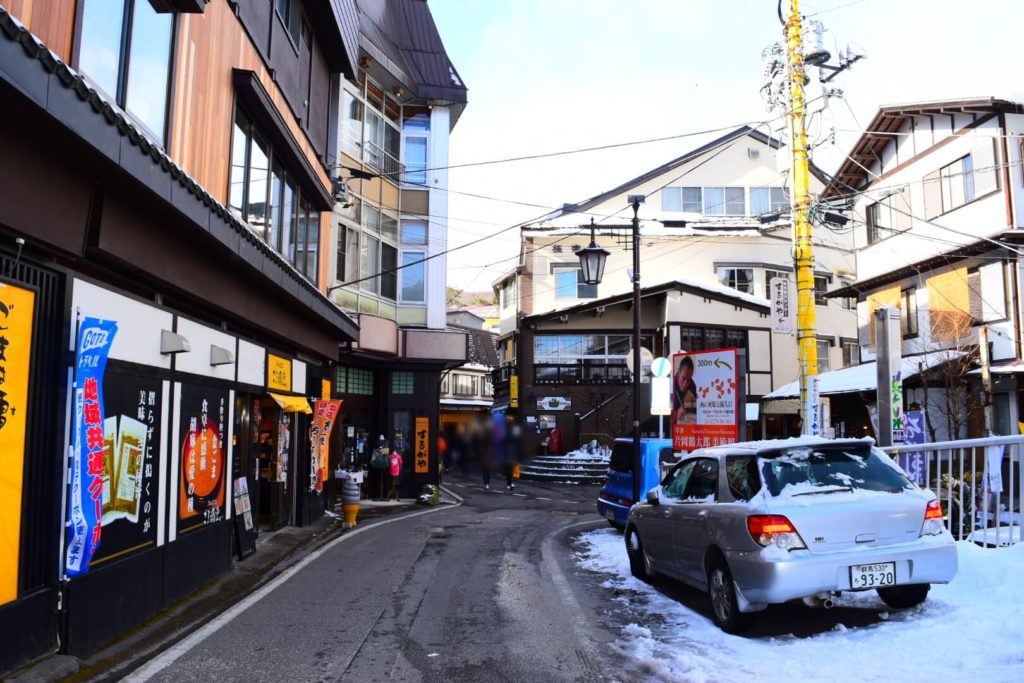 西の河原通りにある飲食店
