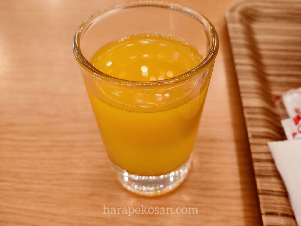櫻井・朝食（オレンジジュース）