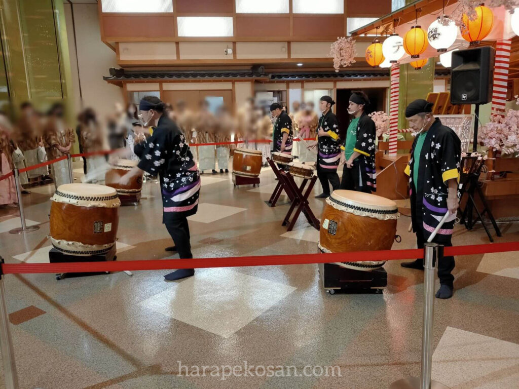 ホテル櫻井の太鼓ショー