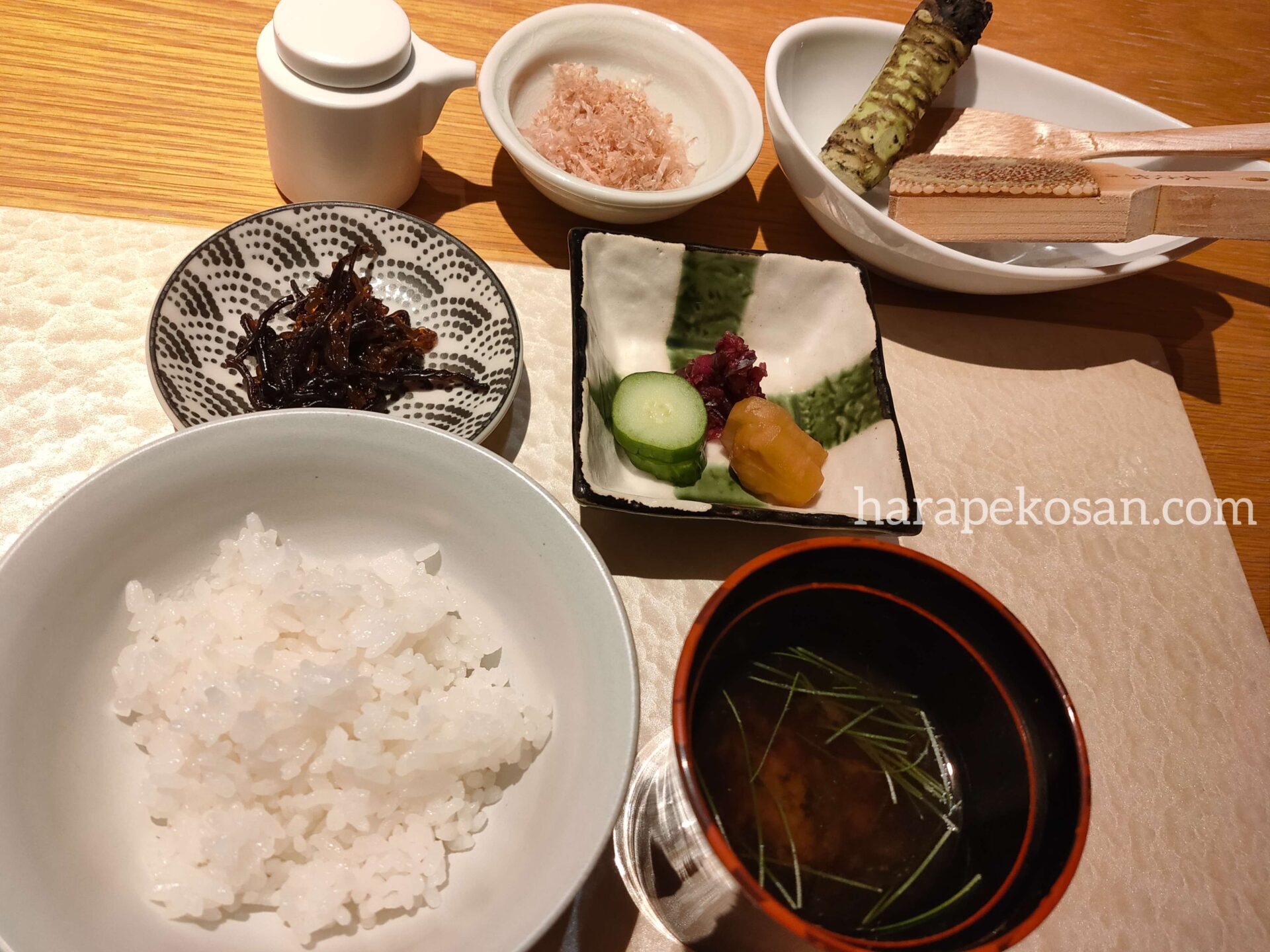 箱根強羅白檀の夕食 御飯と留椀と香の物