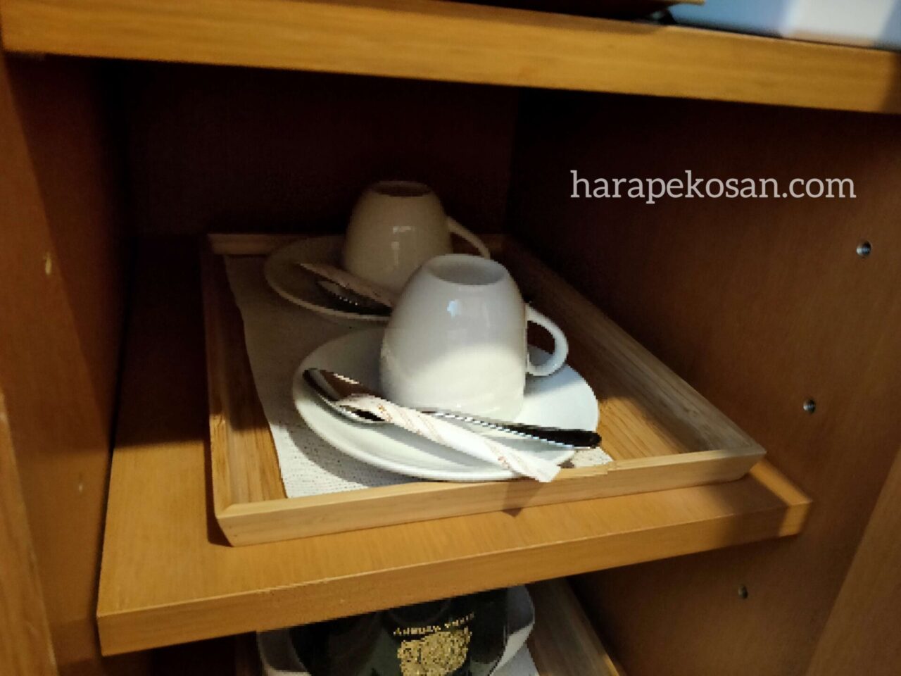 箱根湯本温泉 ホテルマイユクール祥月のコーヒーカップ