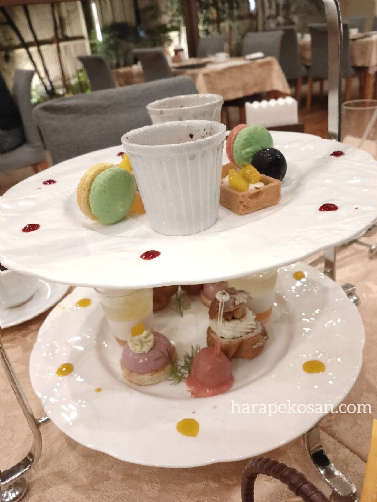 箱根湯本温泉 ホテルマイユクール祥月の食事 アフタヌーンティー形式のデザート